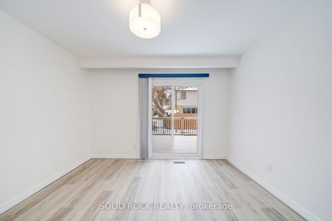 Photo 14 at 708 Jackson Court, Leslie Valley, Newmarket