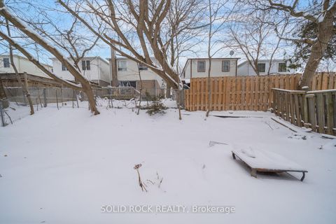 Photo 34 at 708 Jackson Court, Leslie Valley, Newmarket