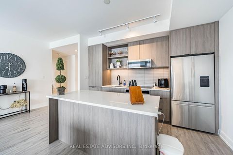 Photo 8 at 716 - 185 Dunlop Street E, Lakeshore, Barrie