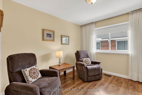 Photo 22 at 6 Ailsa Craig Court, Branson, Toronto