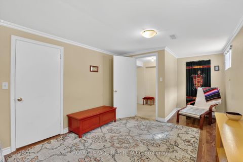 Photo 39 at 6 Ailsa Craig Court, Branson, Toronto