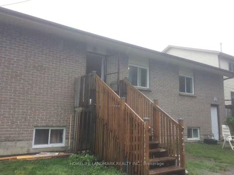 Photo 12 at 320 Elgin Street W, McLaughlin, Oshawa