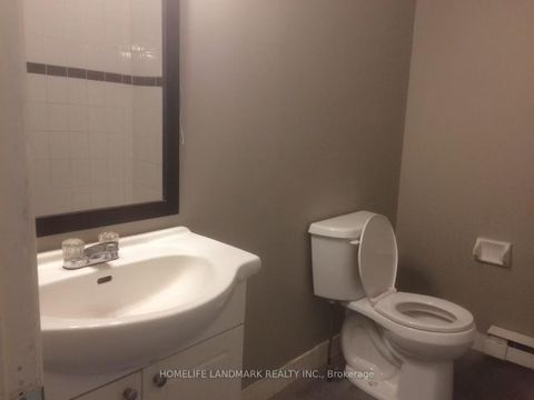 Photo 15 at 320 Elgin Street W, McLaughlin, Oshawa