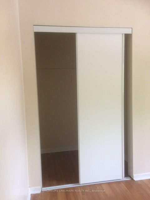 Photo 22 at 320 Elgin Street W, McLaughlin, Oshawa