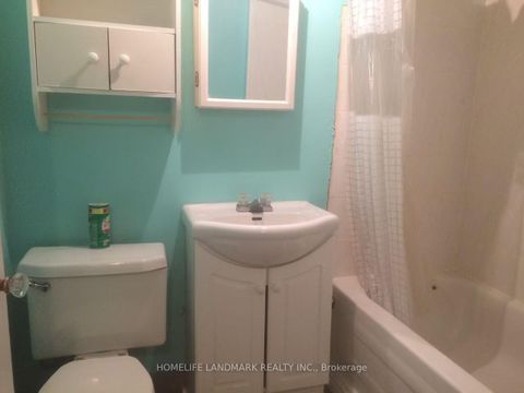 Photo 24 at 320 Elgin Street W, McLaughlin, Oshawa
