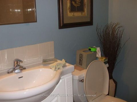 Photo 34 at 320 Elgin Street W, McLaughlin, Oshawa