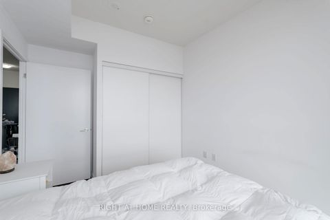 Photo 15 at 1607 - 38 Honeycrisp Crescent, Vaughan Corporate Centre, Vaughan