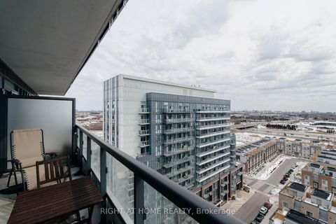 Photo 18 at 1607 - 38 Honeycrisp Crescent, Vaughan Corporate Centre, Vaughan