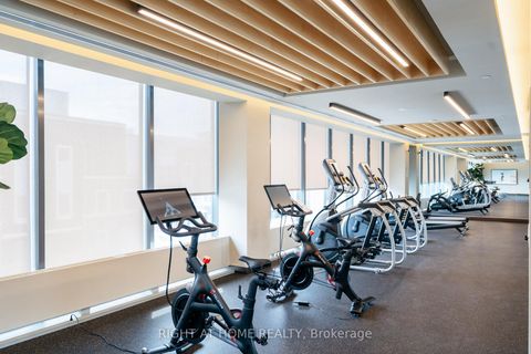 Photo 23 at 1607 - 38 Honeycrisp Crescent, Vaughan Corporate Centre, Vaughan