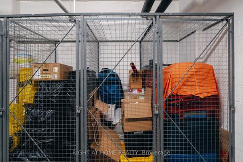 Photo 27 at 1607 - 38 Honeycrisp Crescent, Vaughan Corporate Centre, Vaughan