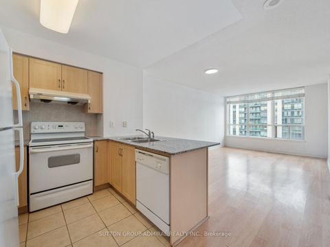 Photo 5 at 1101 - 60 Disera Drive, Beverley Glen, Vaughan