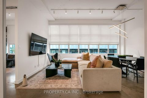 Photo 10 at 306 - 188 Eglinton Avenue E, Mount Pleasant West, Toronto