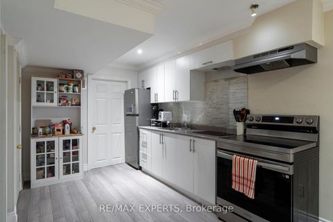 Photo 30 at 173 ROSANNA Crescent, Maple, Vaughan