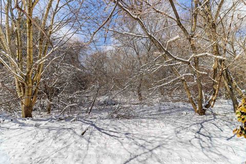 Photo 19 at 1896 Woodgate Court, Samac, Oshawa