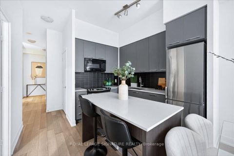 Photo 23 at LPH06 - 9471 Yonge Street, Observatory, Richmond Hill