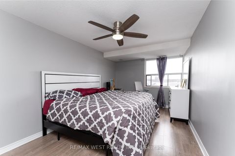 Photo 17 at 612 - 4062 Lawrence Avenue E, West Hill, Toronto