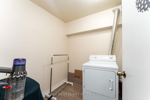 Photo 21 at 612 - 4062 Lawrence Avenue E, West Hill, Toronto