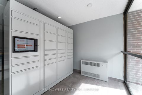 Photo 25 at 612 - 4062 Lawrence Avenue E, West Hill, Toronto