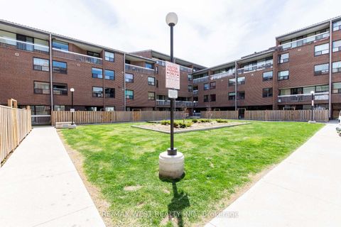 Photo 29 at 612 - 4062 Lawrence Avenue E, West Hill, Toronto