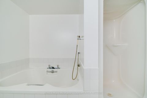 Photo 17 at 804 - 80 Front Street E, Yonge Corridor, Toronto