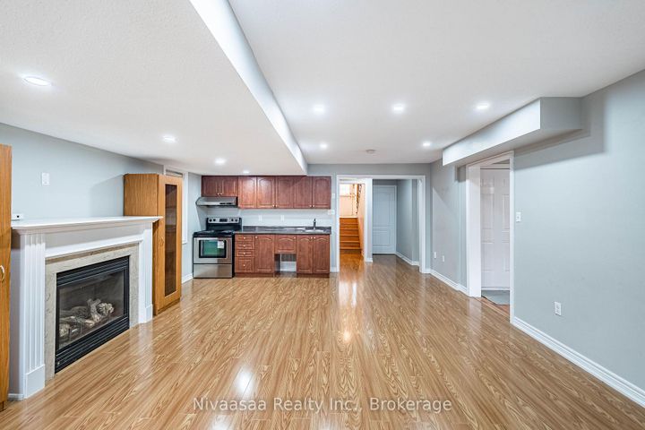 Photo 35 at 15 Picasso Drive, Bram East, Brampton