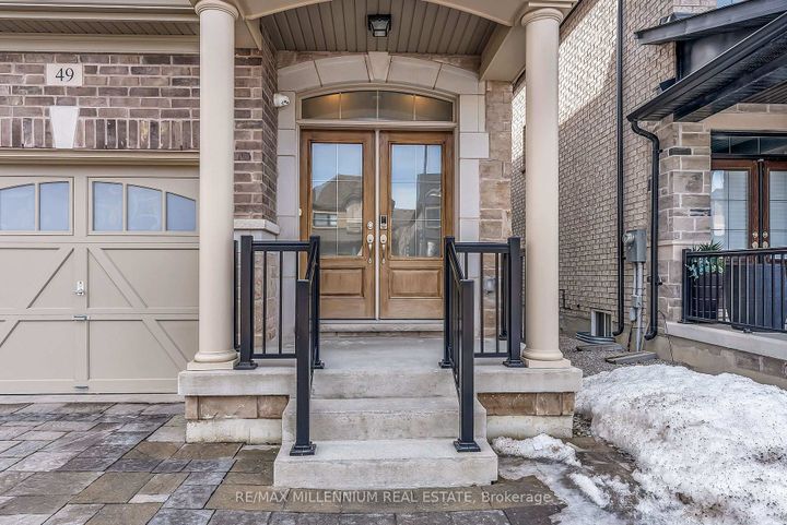 Photo 3 at 49 Zenith Avenue, Kleinburg, Vaughan