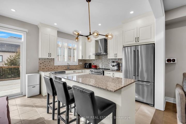 Photo 16 at 49 Zenith Avenue, Kleinburg, Vaughan