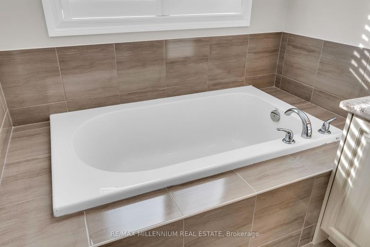 Photo 29 at 49 Zenith Avenue, Kleinburg, Vaughan