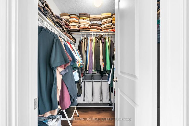 Photo 31 at 49 Zenith Avenue, Kleinburg, Vaughan