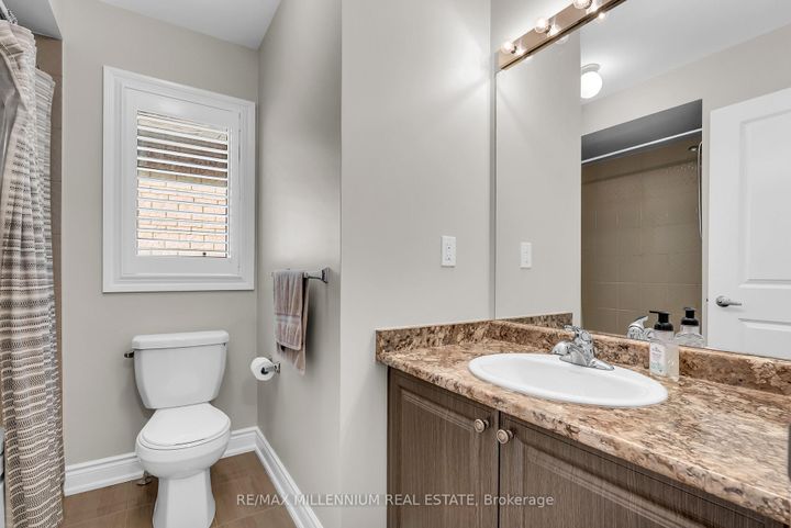 Photo 35 at 49 Zenith Avenue, Kleinburg, Vaughan
