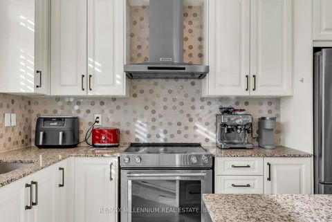 Photo 13 at 49 Zenith Avenue, Kleinburg, Vaughan