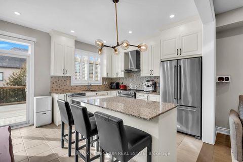 Photo 16 at 49 Zenith Avenue, Kleinburg, Vaughan