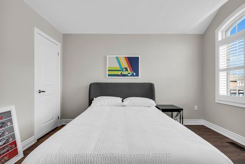 Photo 33 at 49 Zenith Avenue, Kleinburg, Vaughan