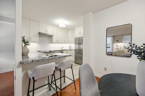 Photo 10 at 201 - 212 St. George Street, Annex, Toronto