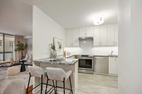 Photo 11 at 201 - 212 St. George Street, Annex, Toronto