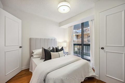 Photo 20 at 201 - 212 St. George Street, Annex, Toronto