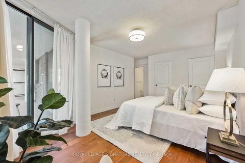 Photo 26 at 201 - 212 St. George Street, Annex, Toronto