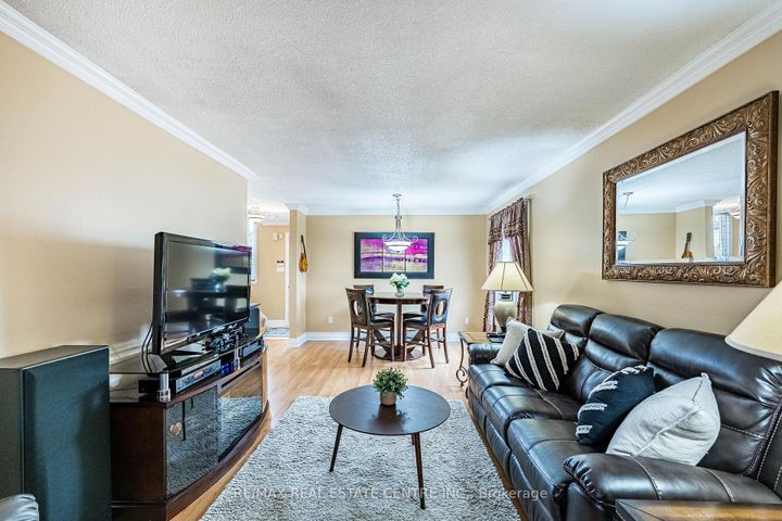 Photo 6 at 1 Northgate Boulevard, Westgate, Brampton