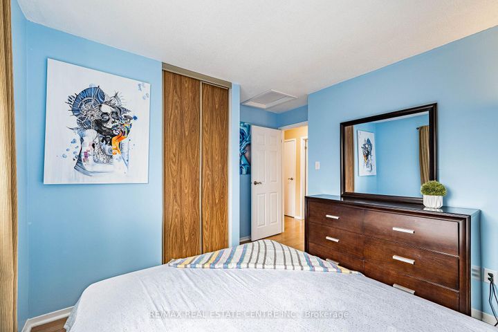 Photo 19 at 1 Northgate Boulevard, Westgate, Brampton