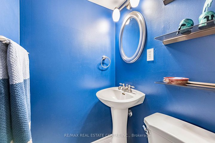 Photo 26 at 1 Northgate Boulevard, Westgate, Brampton