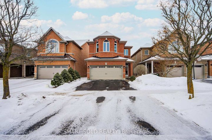 Photo 1 at 9 Mariposa Avenue, Rouge Woods, Richmond Hill
