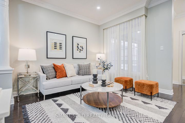 Photo 7 at 9 Mariposa Avenue, Rouge Woods, Richmond Hill