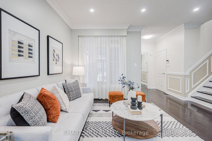 Photo 8 at 9 Mariposa Avenue, Rouge Woods, Richmond Hill