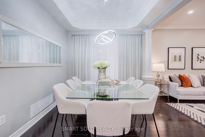 Photo 11 at 9 Mariposa Avenue, Rouge Woods, Richmond Hill