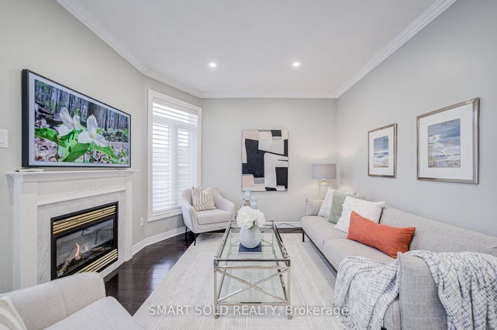 Photo 18 at 9 Mariposa Avenue, Rouge Woods, Richmond Hill