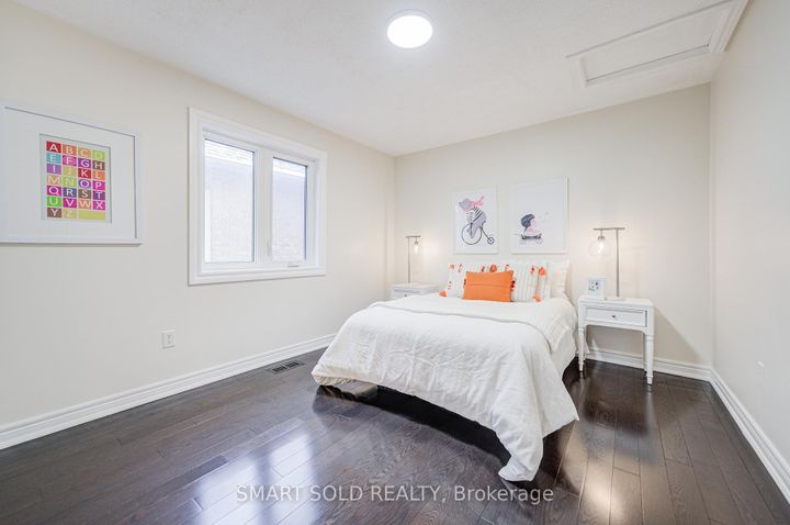 Photo 30 at 9 Mariposa Avenue, Rouge Woods, Richmond Hill