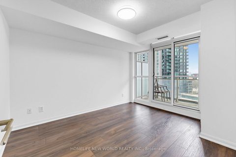 Photo 11 at 1210 - 35 Bastion Street, Niagara, Toronto