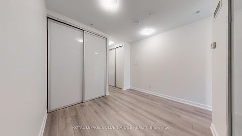 Photo 23 at 224 - 377 Madison Avenue, Casa Loma, Toronto