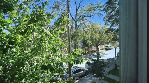 Photo 30 at 224 - 377 Madison Avenue, Casa Loma, Toronto