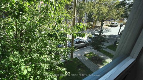 Photo 33 at 224 - 377 Madison Avenue, Casa Loma, Toronto